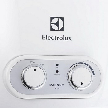 Водонагреватель электрический Electrolux EWH 30 Magnum Slim Unifix